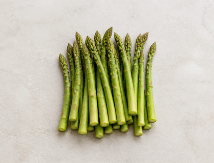 Asparagus spears, trimmed