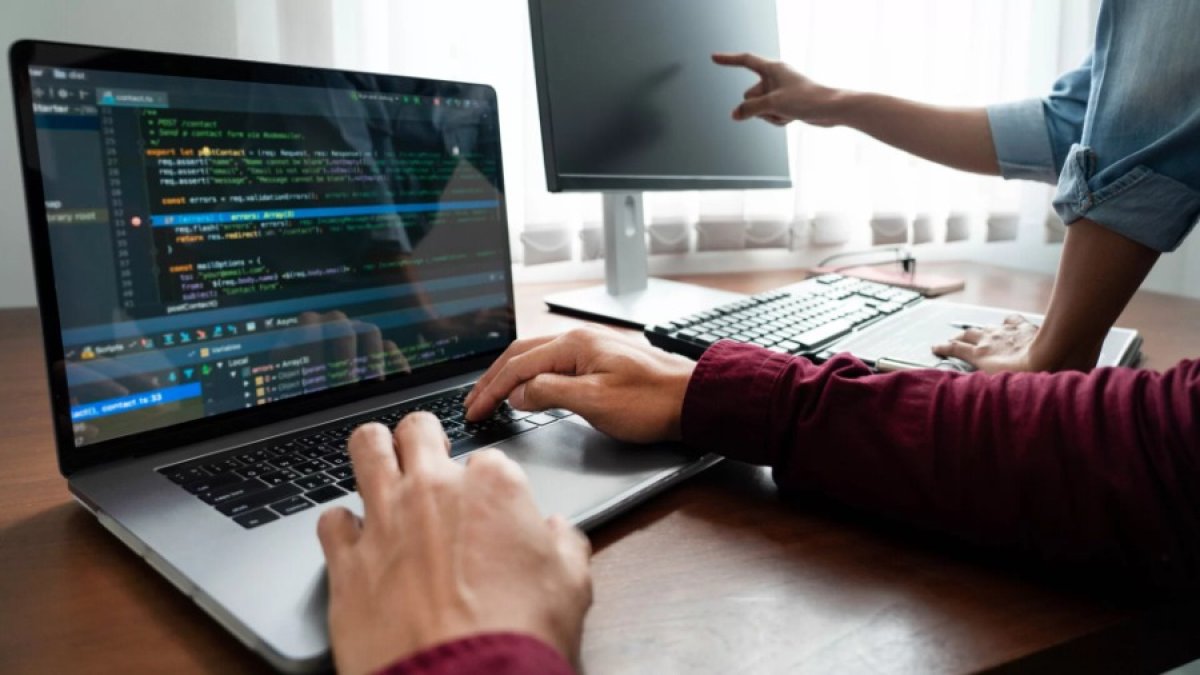 What Companies Really Value in Senior Developers