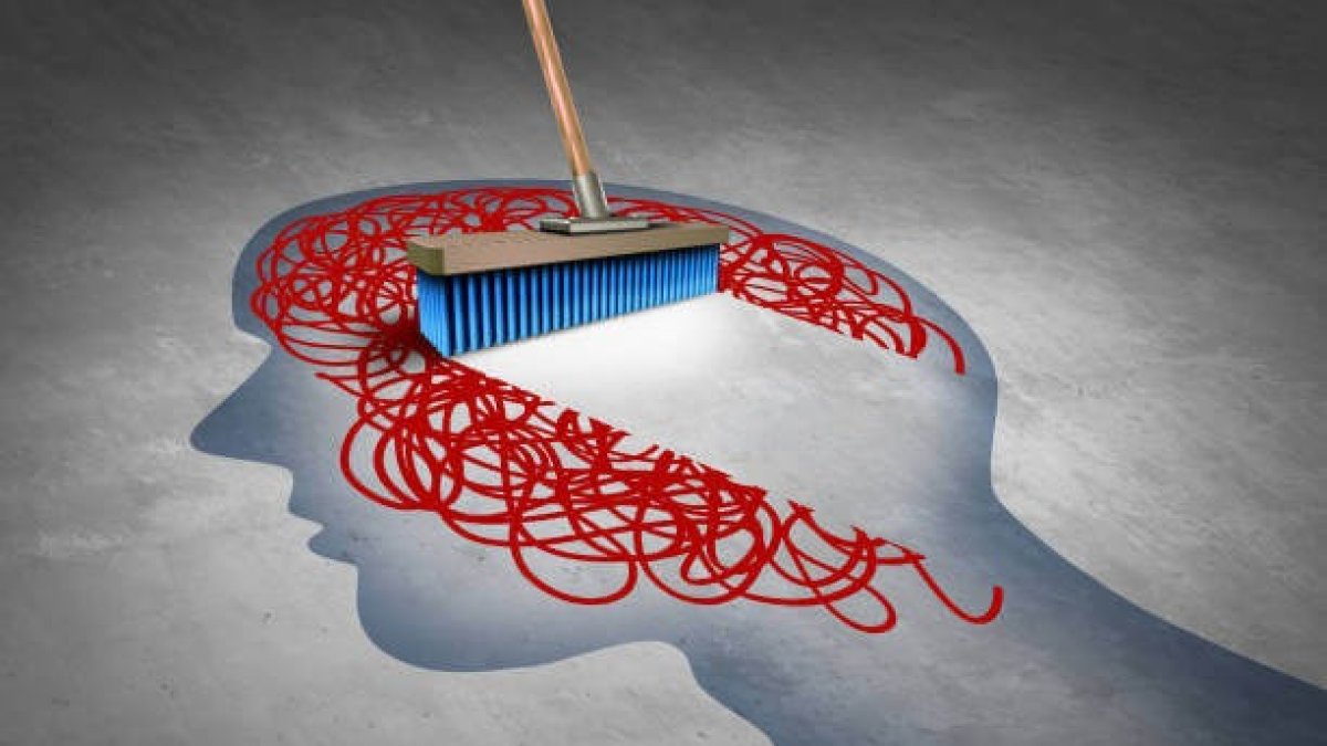 Digital Minimalism: Clean Up Your Mind by Cleaning Up Your Tech