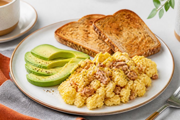 Tuesday's Turmeric & Tuna Scramble with Avocado & Sprouted Grain Toast