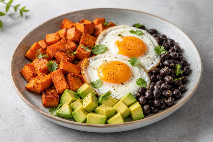 Spiced Sweet Potato & Egg Power Bowl (Sunday, October 27, 2024)