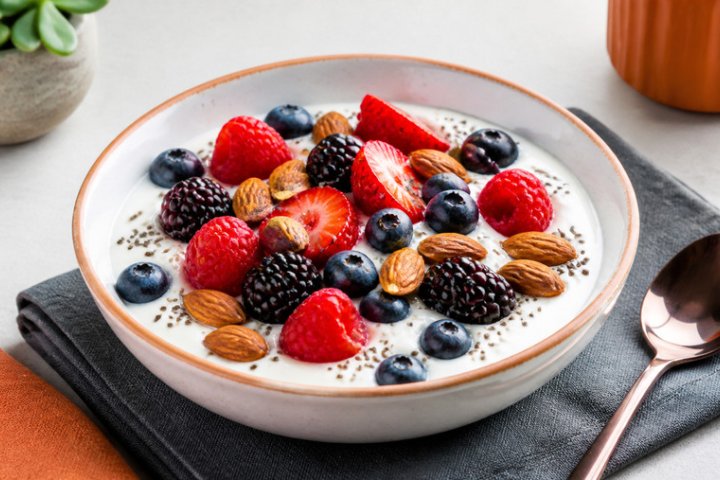 Berry & Greek Yogurt Protein Boost